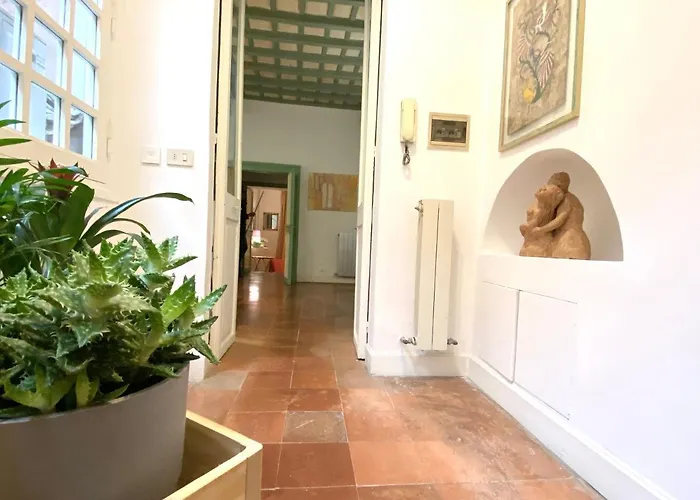 Pantheon Ancient Apartman *