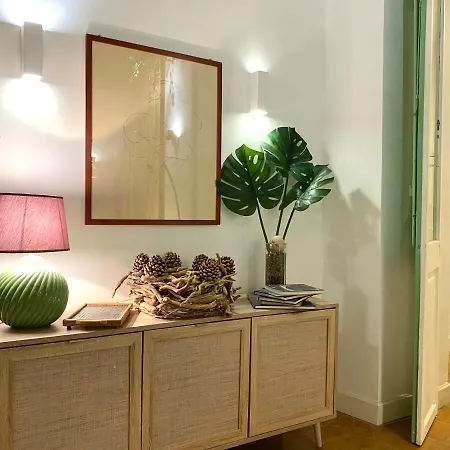 Pantheon Ancient Apartment Rome